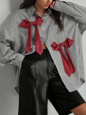 Loose-fit Boyfriend Style Striped Bow Shirt